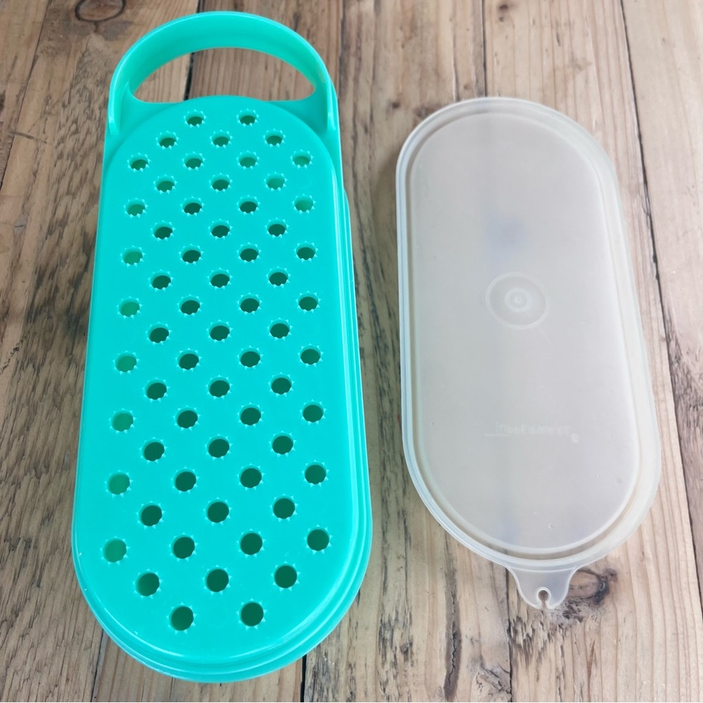 Jadeite Tupperware Cheese Grater Container with Lid 3 Pieces - Picture 5 of 10